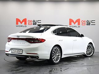 HYUNDAI GRANDEUR IG 2018