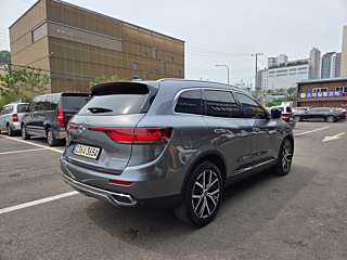 SAMSUNG QM6 2022