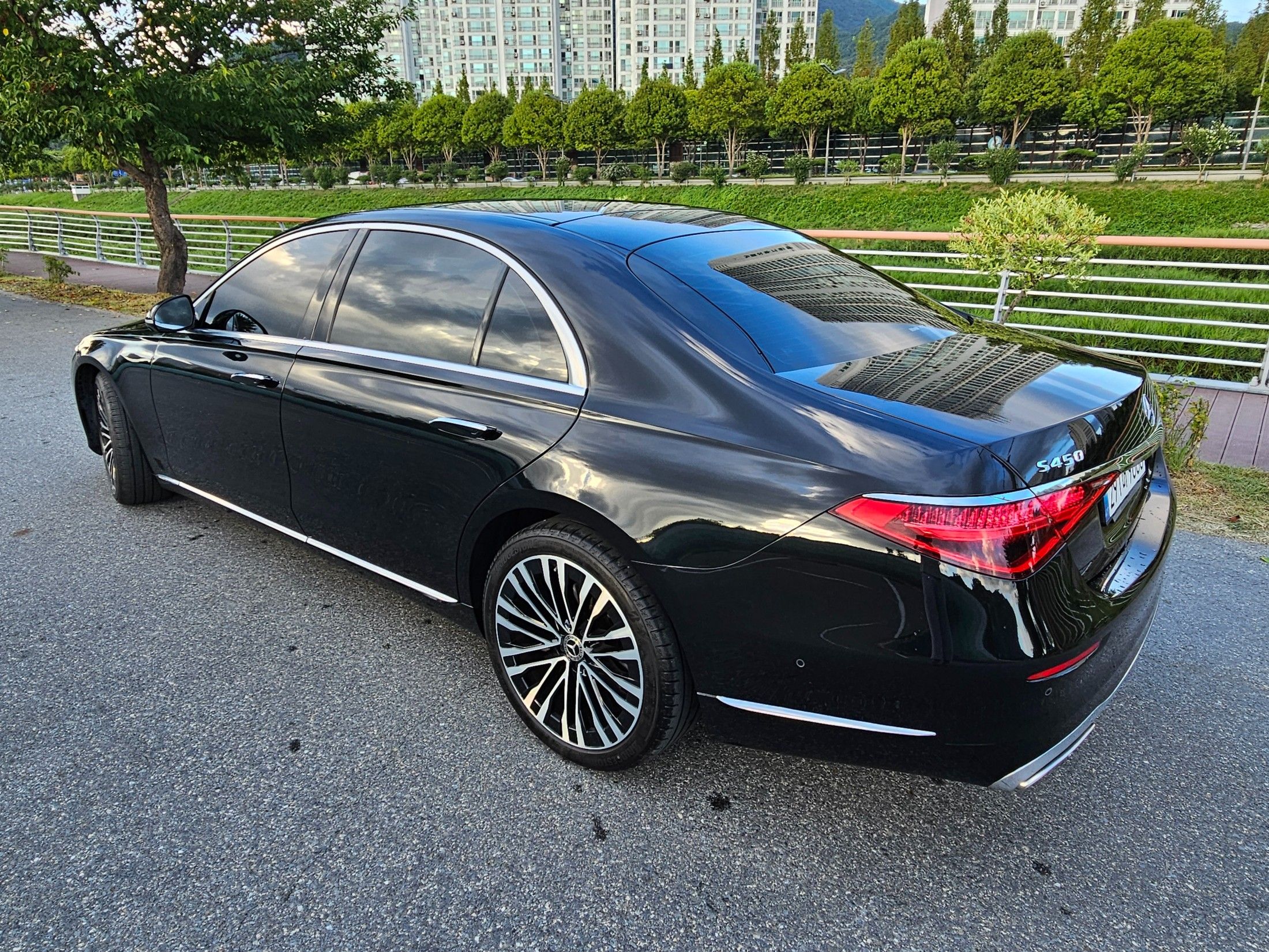 MERCEDES BENZ S-CLASS W223 2022