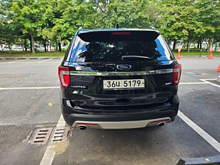 FORD EXPLORER 2017