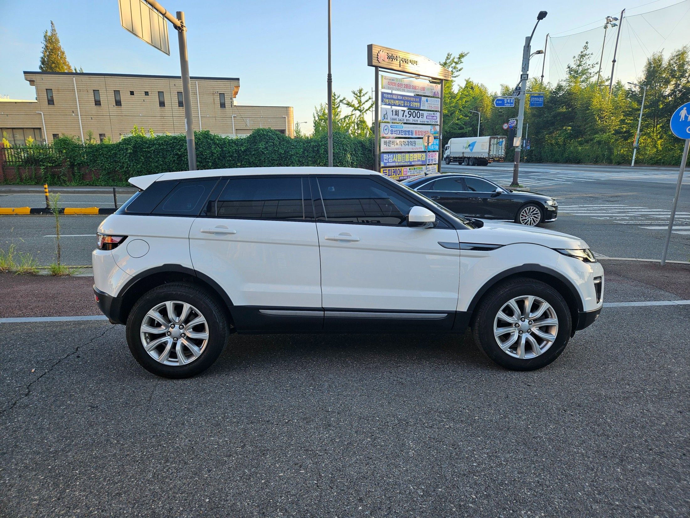 LAND ROVER RANGE ROVER EVOQUE 2018