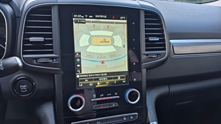 SAMSUNG QM6 2018