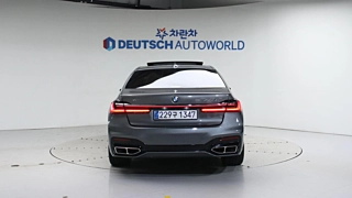 BMW 7-SERIES G11 2016