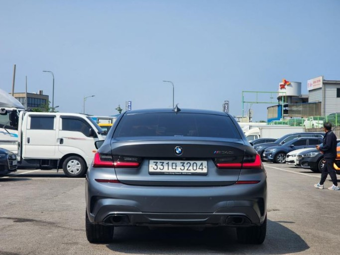 BMW 3-SERIES G20 2020