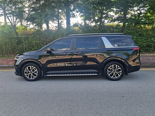 KIA CARNIVAL  4 GENERATION 9 Seater Prestige 2021