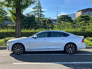 Заказать VOLVO S90