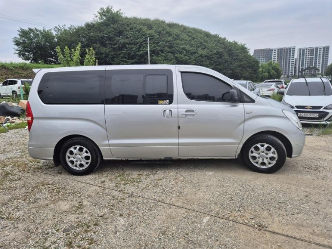 HYUNDAI STAREX GRAND 2009