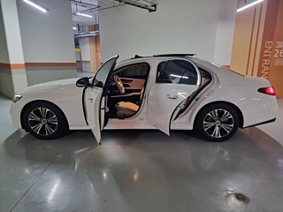 MERCEDES BENZ E-CLASS W214 2024