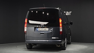 HYUNDAI STARIA 2023