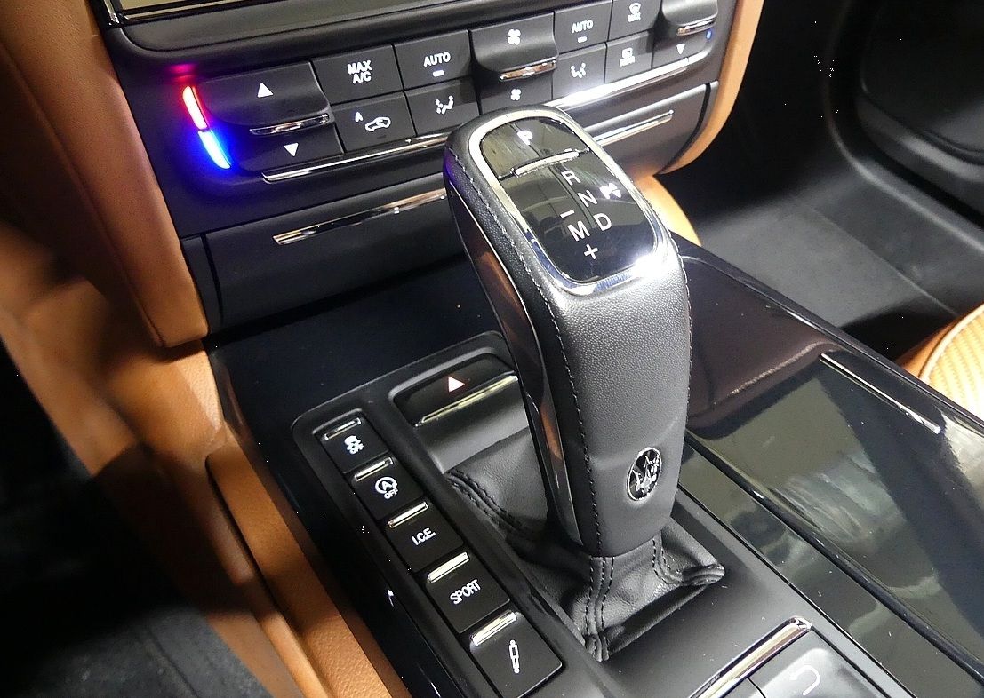 MASERATI QUATTROPORTE 2020