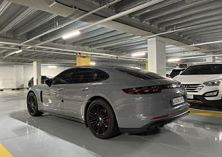 PORSCHE PANAMERA 971 2018