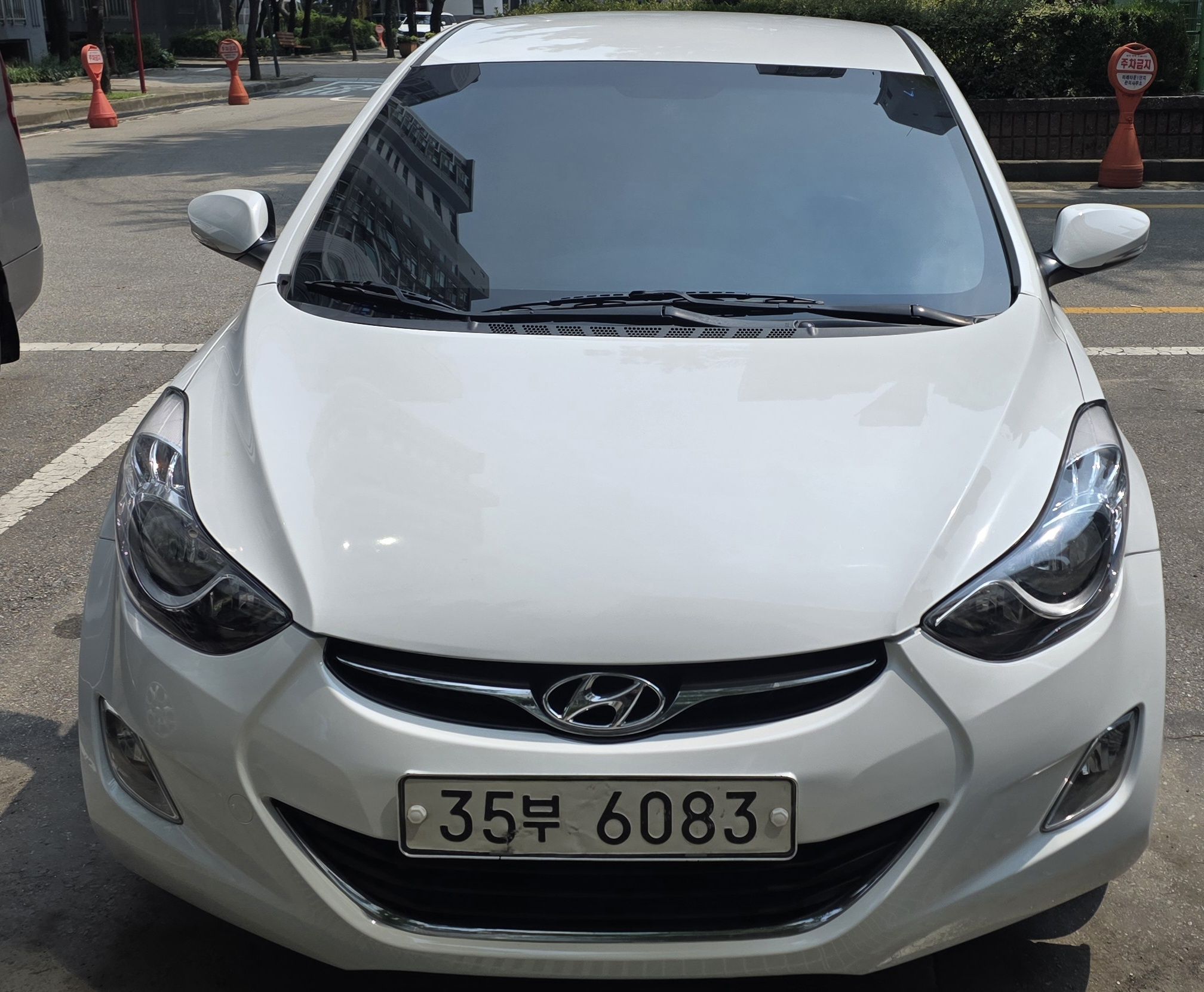 HYUNDAI AVANTE MD 2011