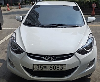 HYUNDAI AVANTE MD 2011