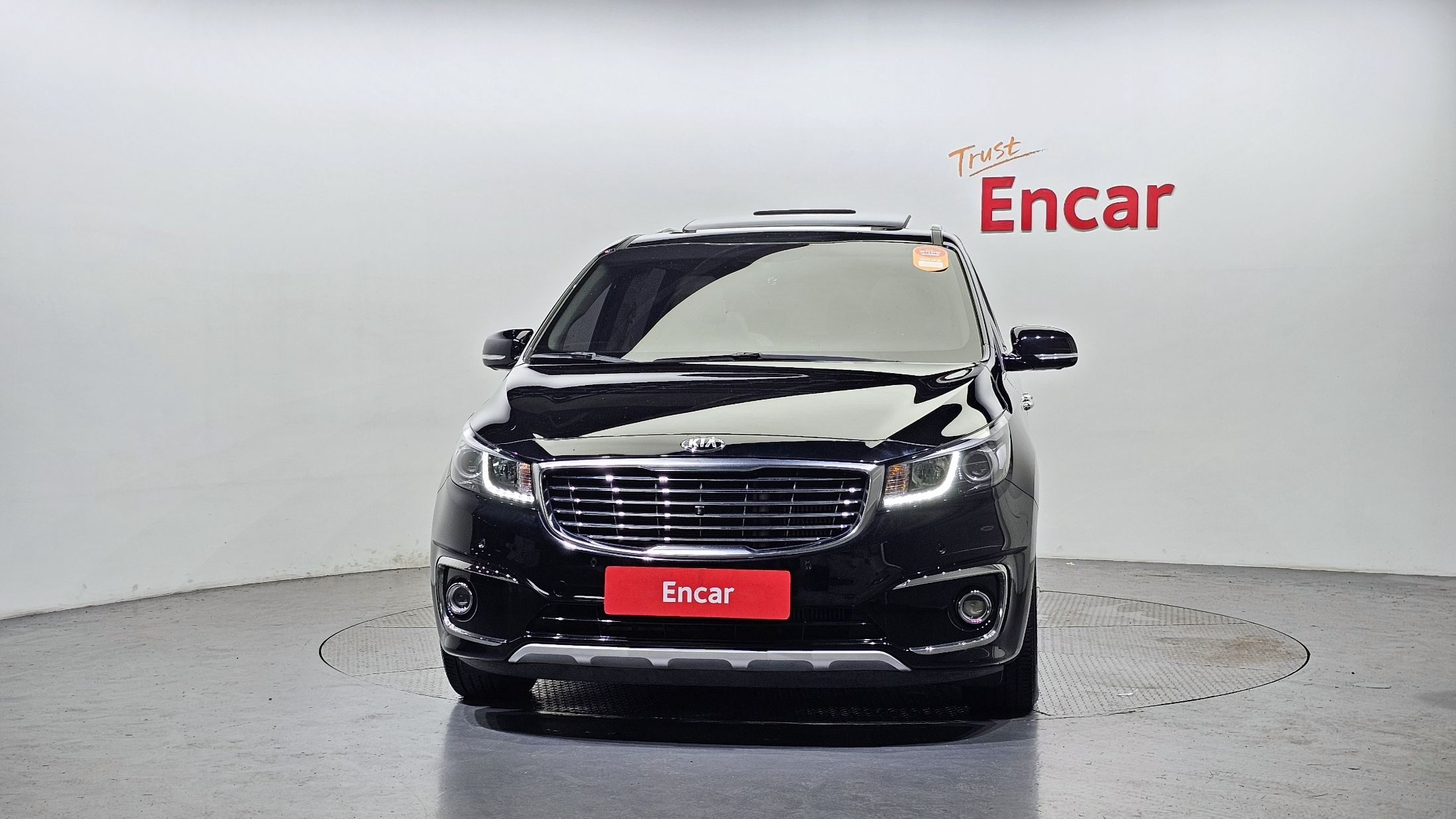 KIA CARNIVAL 2017
