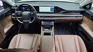 HYUNDAI GRANDEUR HYBRID GN7 2024