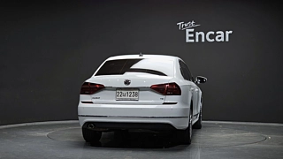 VOLKSWAGEN PASSAT 2018