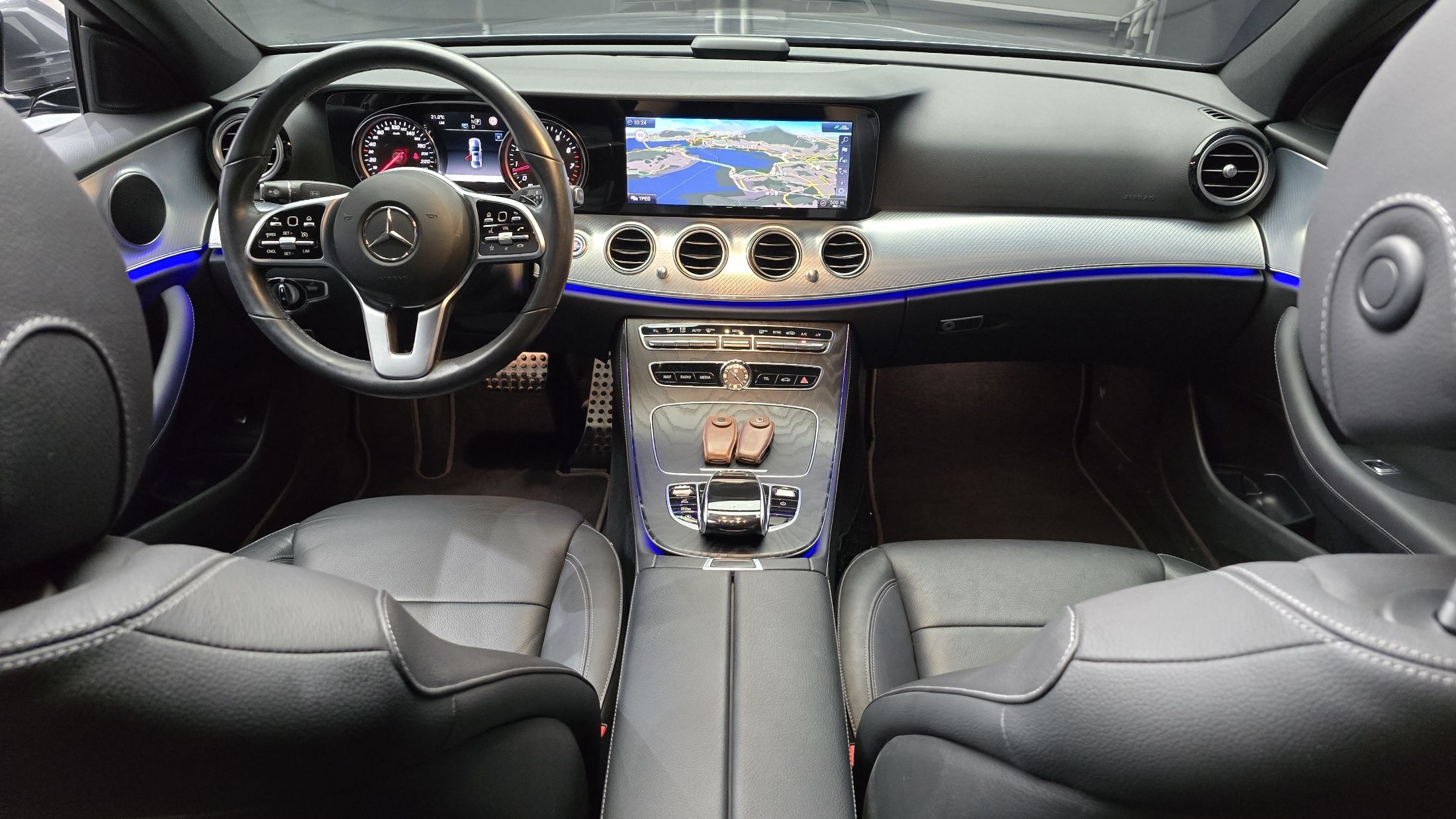 MERCEDES BENZ E-CLASS W213 2020