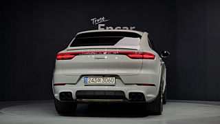 PORSCHE CAYENNE PO536 2021