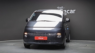 HYUNDAI STARIA 2024
