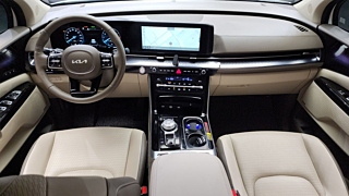 KIA CARNIVAL 2023