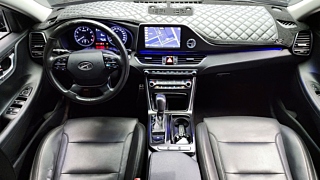 HYUNDAI GRANDEUR IG 2017