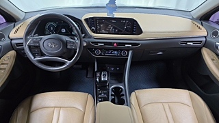 HYUNDAI SONATA DN8 2019