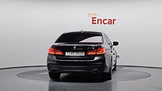 BMW 5-SERIES G30 2020