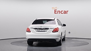 MERCEDES BENZ C-CLASS W205 2016