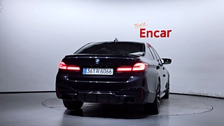 BMW 5-SERIES G30 2017