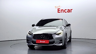 INFINITI Q30 2017