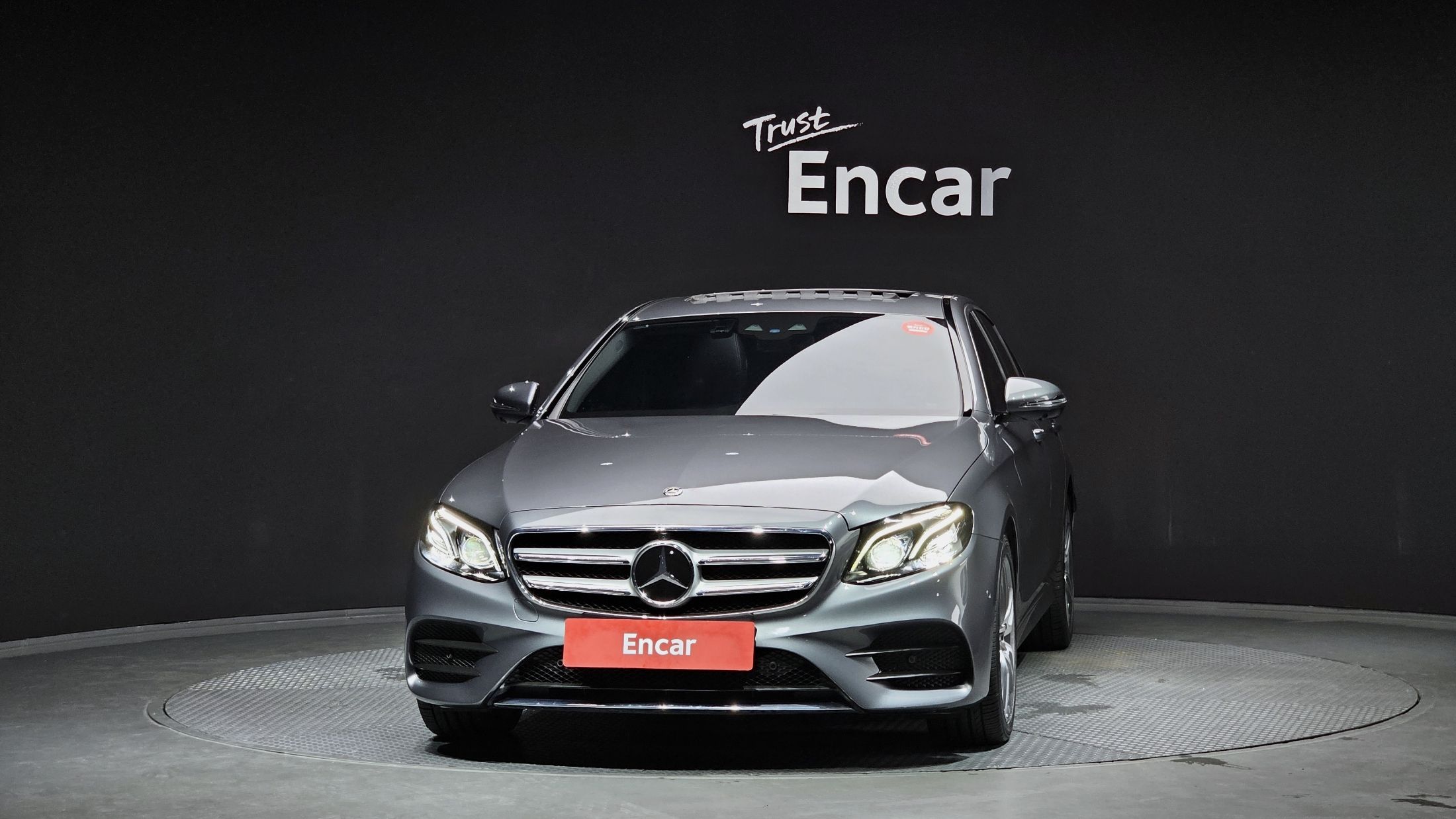 MERCEDES BENZ E-CLASS W213 2020