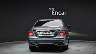MERCEDES BENZ E-CLASS W213 2020