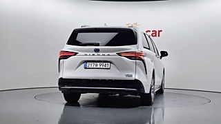 TOYOTA SIENNA  4 GENERATION 2.5 Hybrid 2WD 2023
