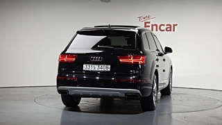 AUDI Q7 4M 2019