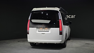 HYUNDAI STARIA 2024
