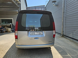 HYUNDAI STARIA 2021