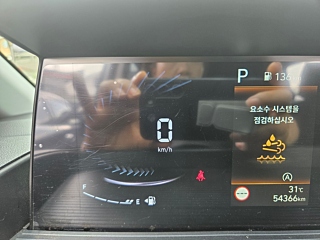 HYUNDAI STARIA 2021