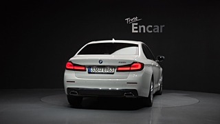 BMW 5-SERIES G30 2021