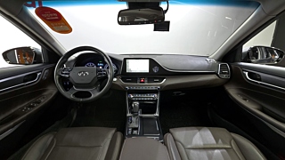 HYUNDAI GRANDEUR IG 2017