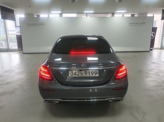 MERCEDES BENZ E-CLASS W213 2020