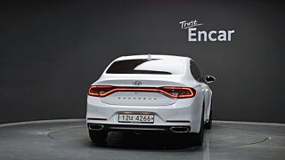 HYUNDAI GRANDEUR IG 2016