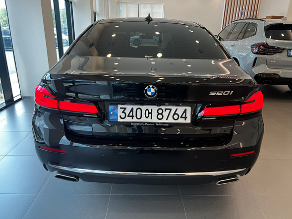BMW 5-SERIES G30 2022