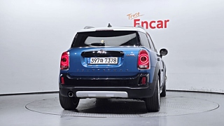 MINI COUNTRYMAN COOPER D 2018