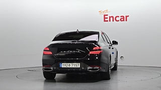 GENESIS G70 2024