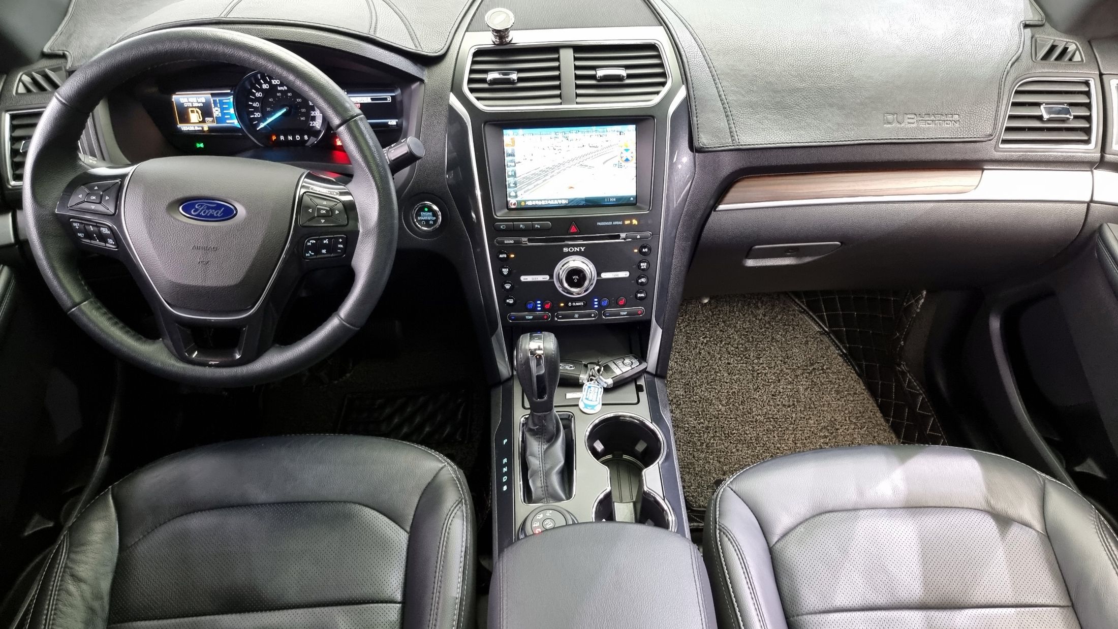 FORD EXPLORER 2018