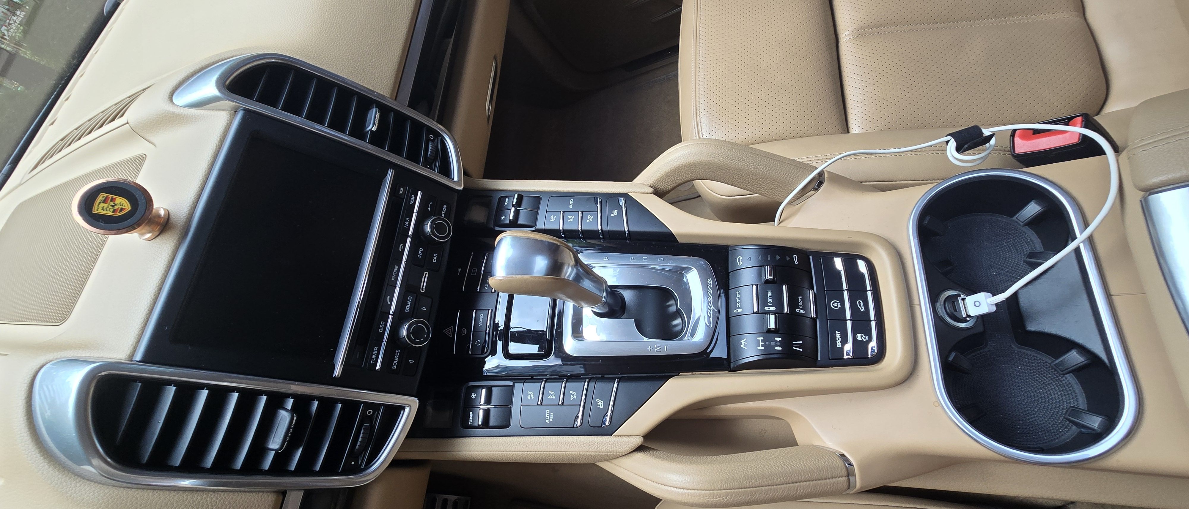 PORSCHE CAYENNE 2011