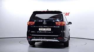 KIA CARNIVAL 2018