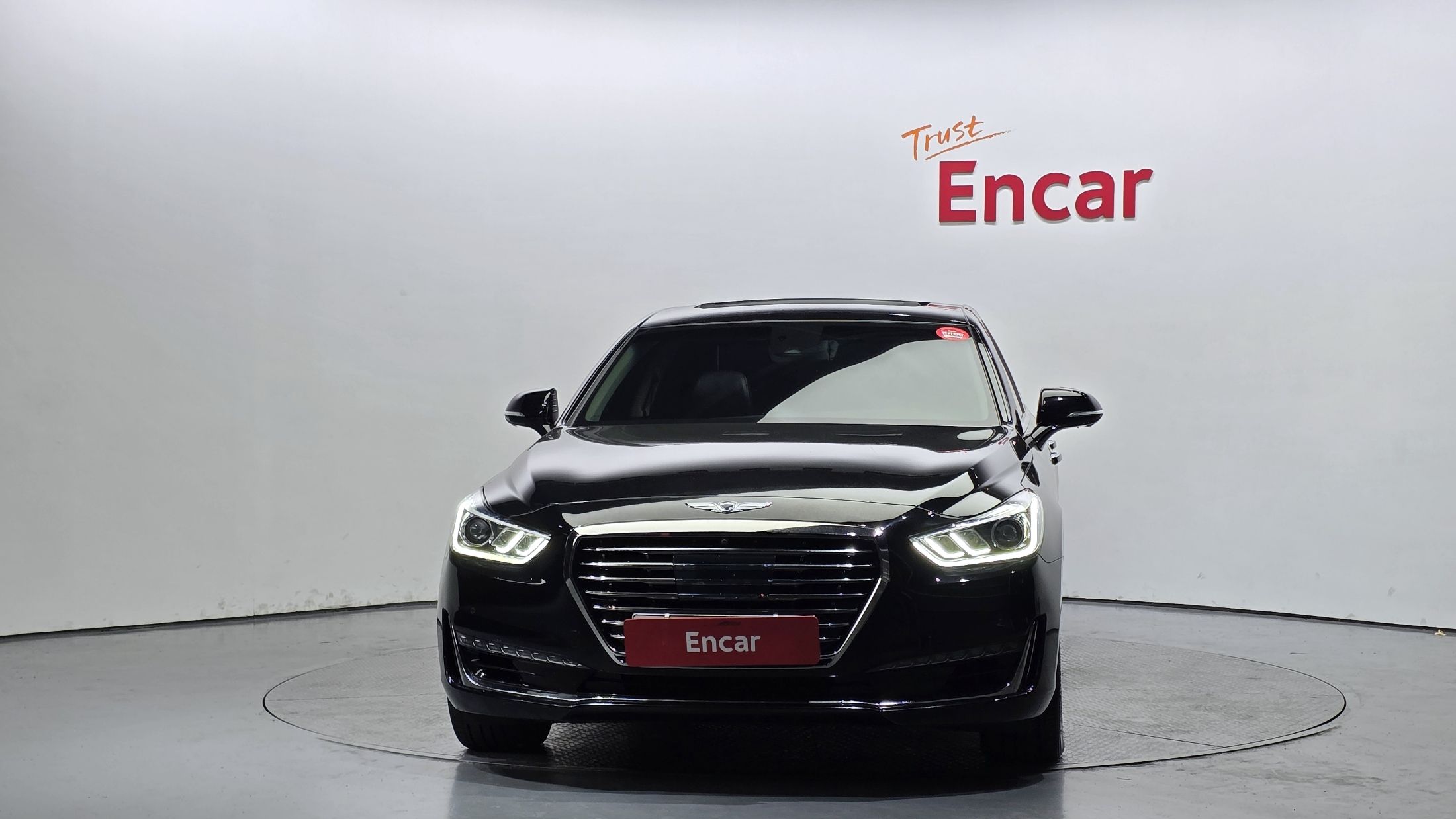 GENESIS EQ900 2016