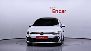 VOLKSWAGEN GOLF 2024