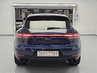 PORSCHE MACAN 2019
